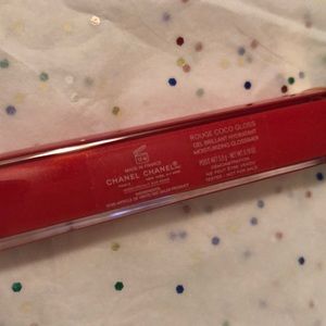 CHANEL Makeup - Chanel rouge coco gloss #738 CHANEL Makeup - Chanel rouge coco gloss #738